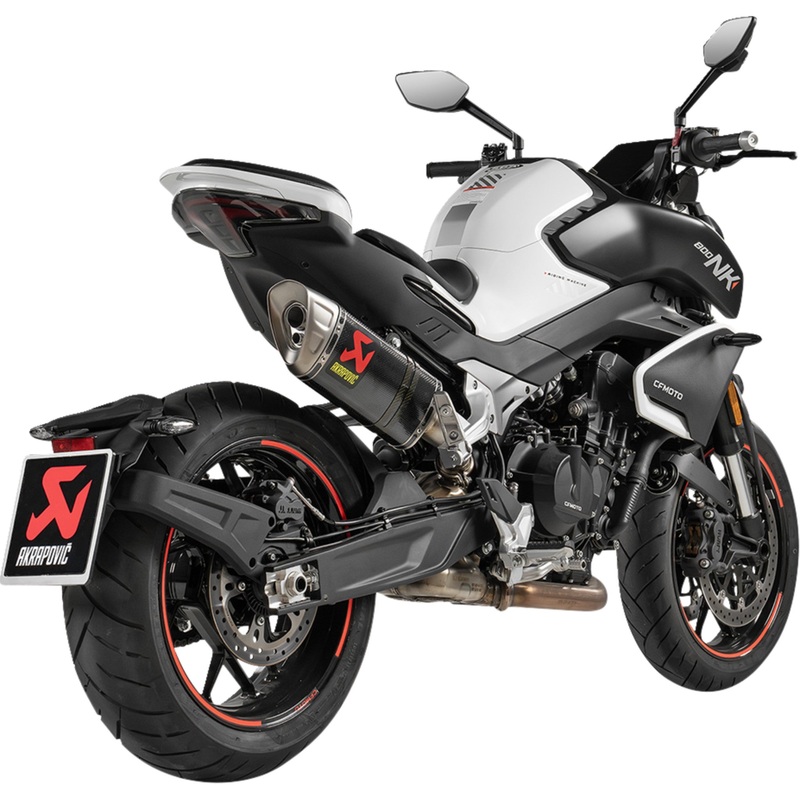 AKRAPOVIC 1811-4725 S-CF8SO1-HAPLC Slip-On Line Muffler carbon fiber - cf moto 800nk