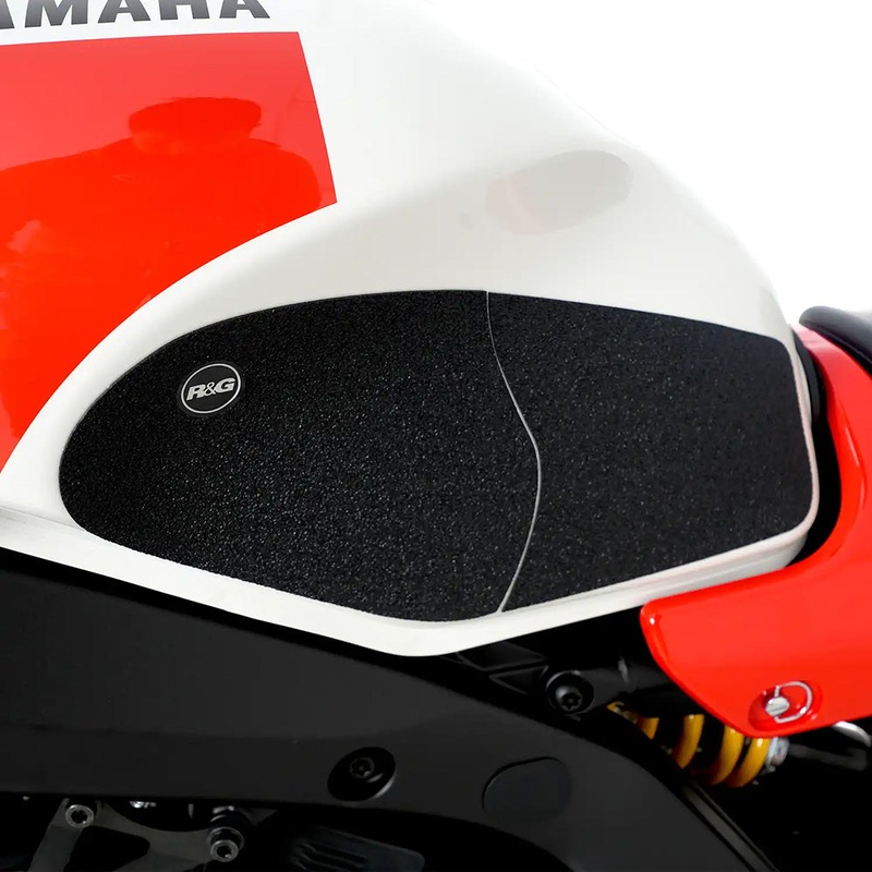Tank Traction Grips Yamaha XSR900 GP 24- R&G (EZRG948BL)